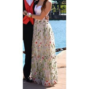 Strapless Sweetheart Floral Embroidered Dress
